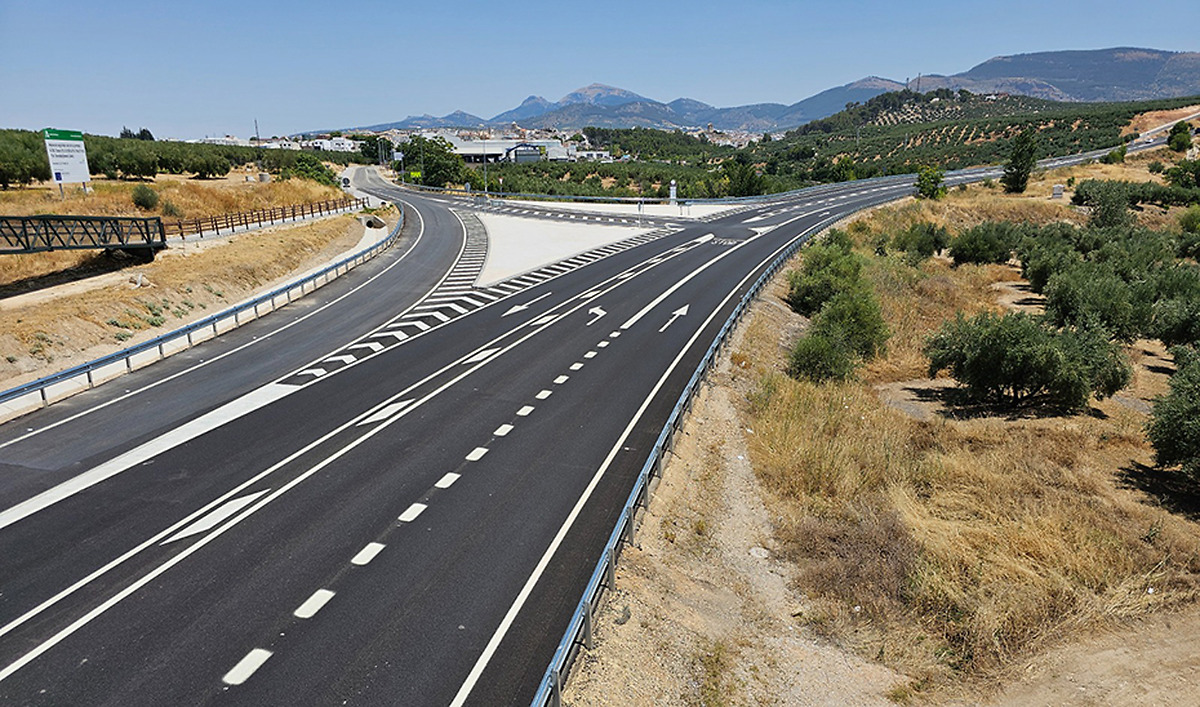 La Junta de Andalucía adjudica proyectos para mejorar la carretera A-306 entre Córdoba y Jaén