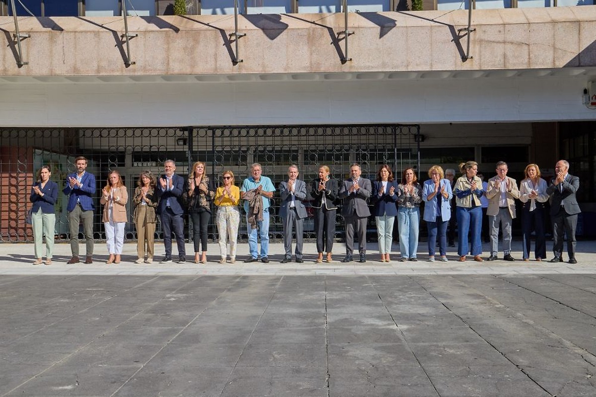 Vigo guarda un minuto de silencio en memoria de Maricarmen Abascal, fallecida tras un desahucio