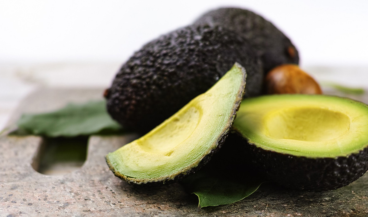 Andalucía incrementa su producción de aguacate un 45% en volumen y un 35,5% en valor en la campaña 2025-2026