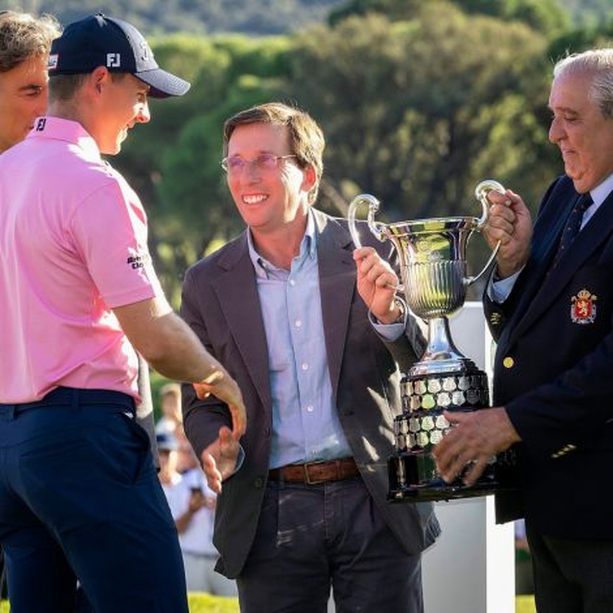 Grant Forrest se lleva el trofeo del Open de España de golf en Madrid