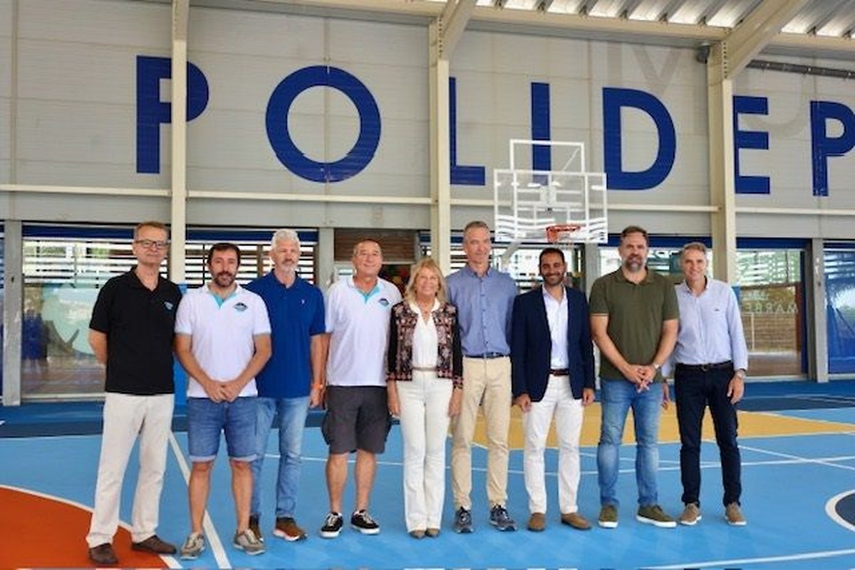 Marbella inaugura una nueva pista cubierta de baloncesto en el Pabellón Carlos Cabezas