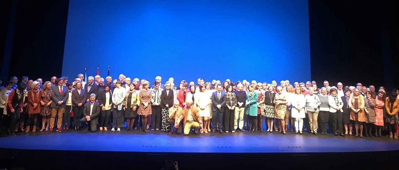 Gijón/Xixón rinde homenaje a más de 500 docentes jubilados tras siete años sin celebrarlo