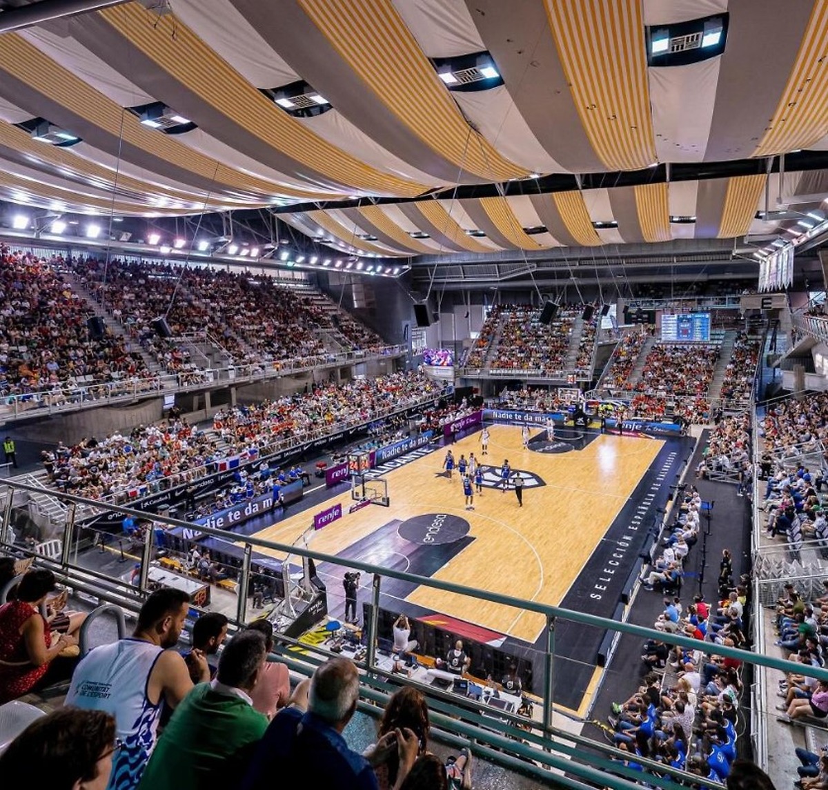 Alicante invierte 196.000 euros en la renovación del parquet del Centro de Tecnificación 'Pedro Ferrándiz'
