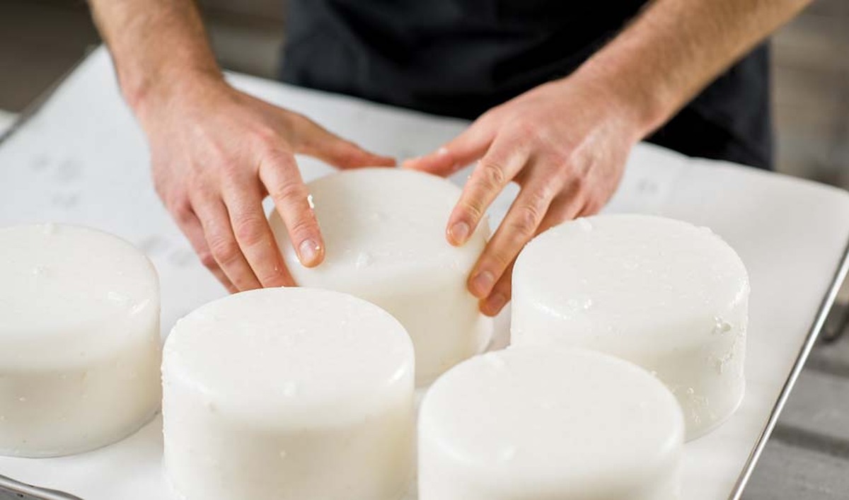 Andalucía aprueba una nueva norma que impulsa el queso artesano y refuerza la ganadería local
