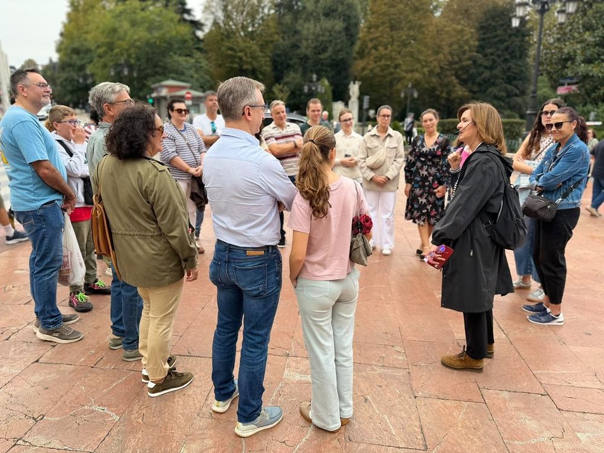 Oviedo celebra el Día Mundial del Turismo con visitas guiadas muy bien recibidas