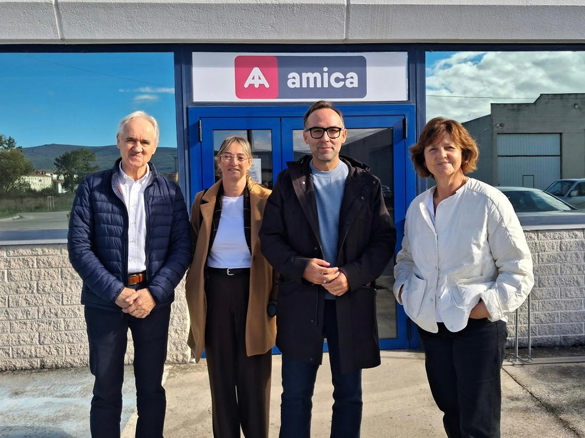 Reinosa destaca la labor de Amica en la inclusión laboral durante una visita del alcalde y la concejala