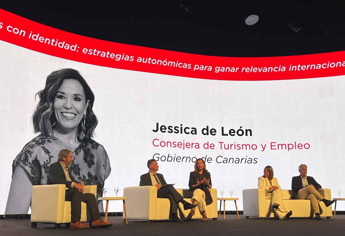 Jéssica de León aboga por un turismo sostenible en la VI Convención Turespaña en Zaragoza