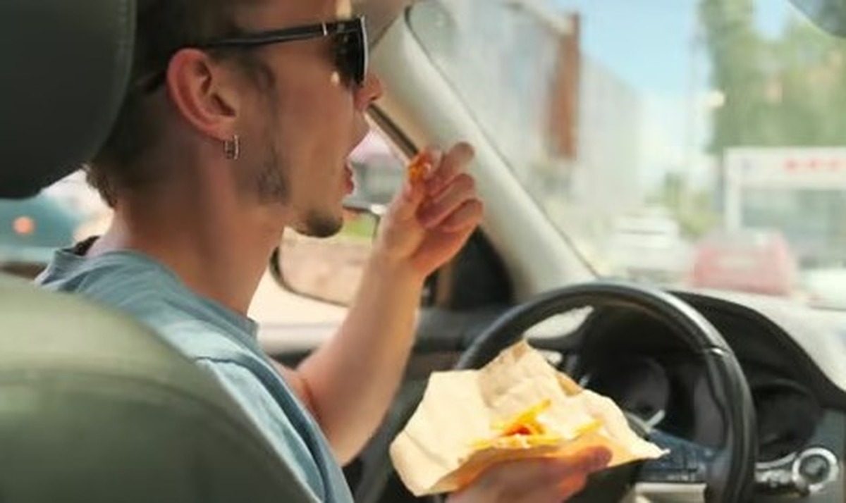 Valladolid lanza una campaña para concienciar sobre las distracciones al volante