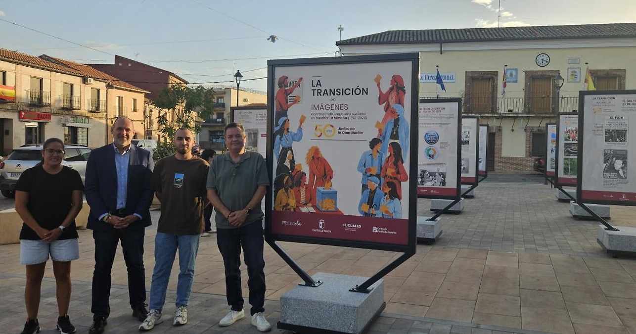 Cebolla acoge la exposición 'La Transición en imágenes' para conmemorar el 50 aniversario de la Transición