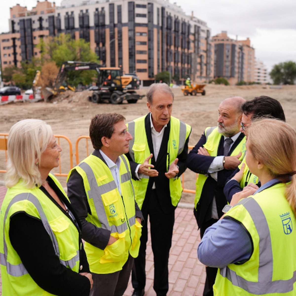 Almeida presenta el proyecto de transformación de la Gran Vía del Sureste en Vallecas