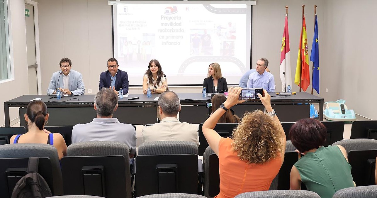 El Gobierno de Castilla-La Mancha lanza un proyecto para adaptar coches eléctricos de juguete para niños con necesidades especiales