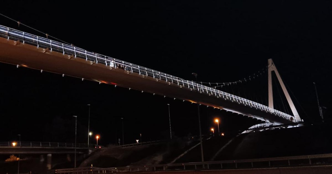 Restablecida la iluminación de la pasarela Ciudad Real-Miguelturra tras actos vandálicos