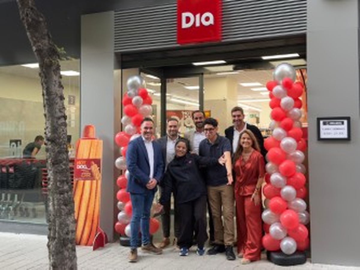 Albacete celebra la expansión del Grupo DIA con un nuevo supermercado en Isabel La Católica