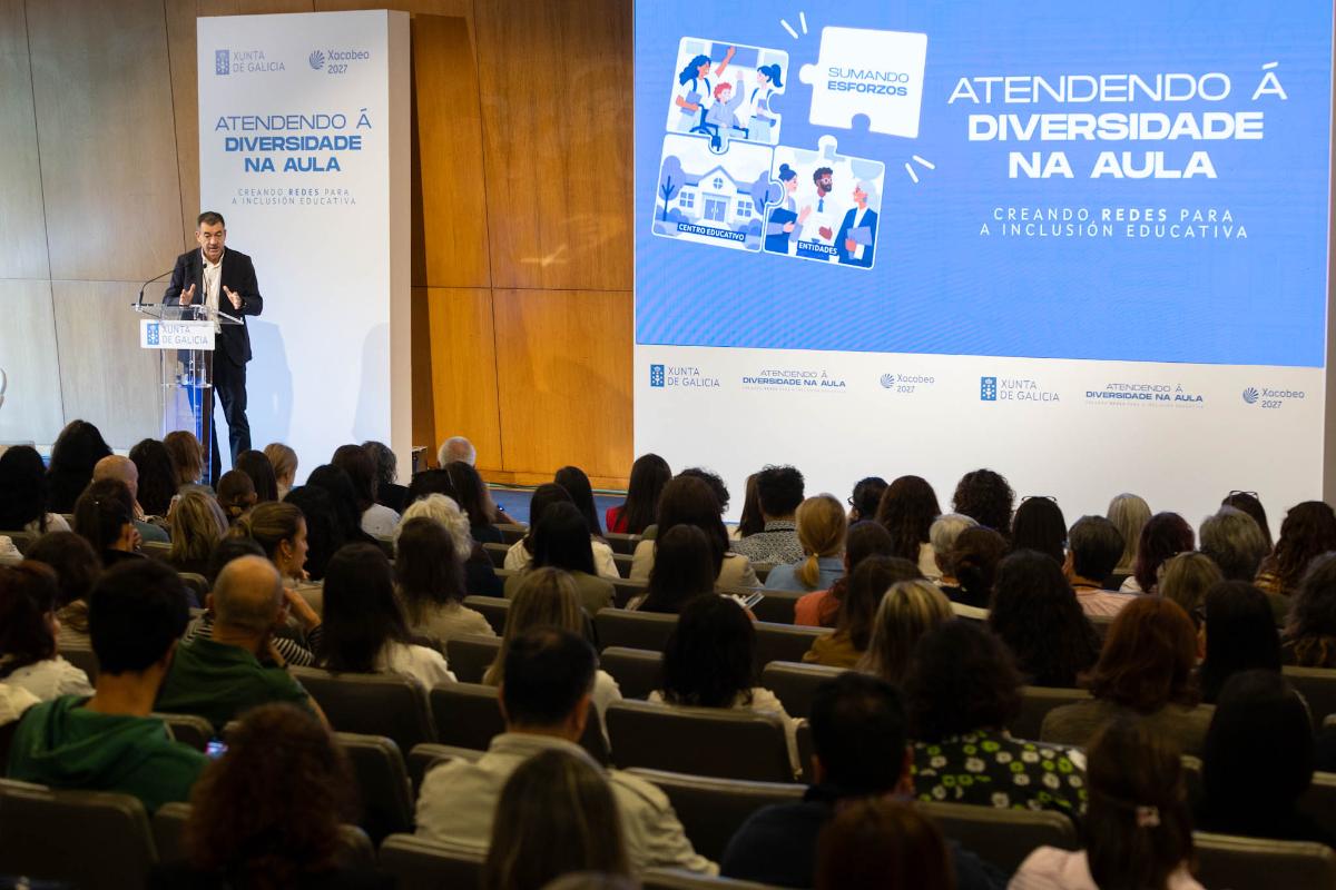 La Xunta concede ayudas a 65 universitarios para programas de movilidad internacional